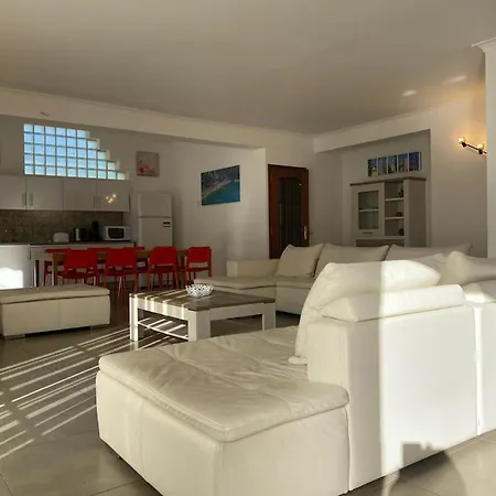 Rosa H7a Villa *